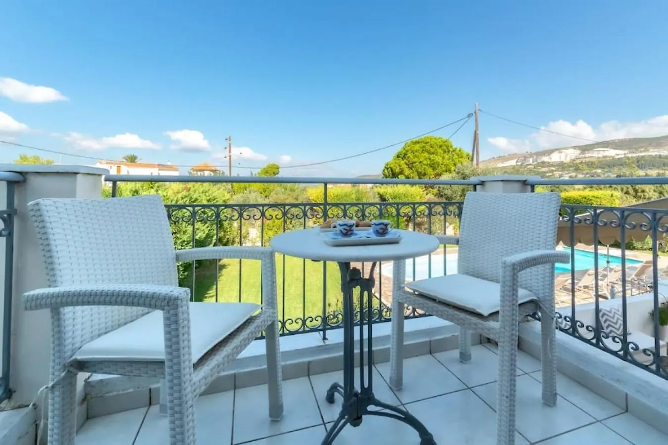 Villa Zephyros, 7 Minute Walk To Eglina Beach Minia